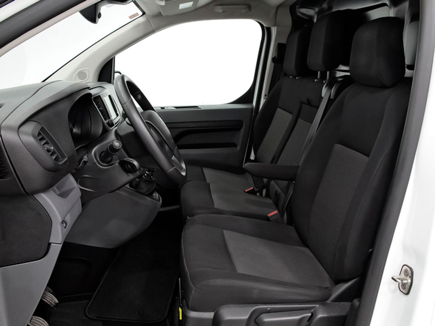 Citroen Jumpy Furgon BlueHDi 145 Talla M Club 107 kW (145 CV)