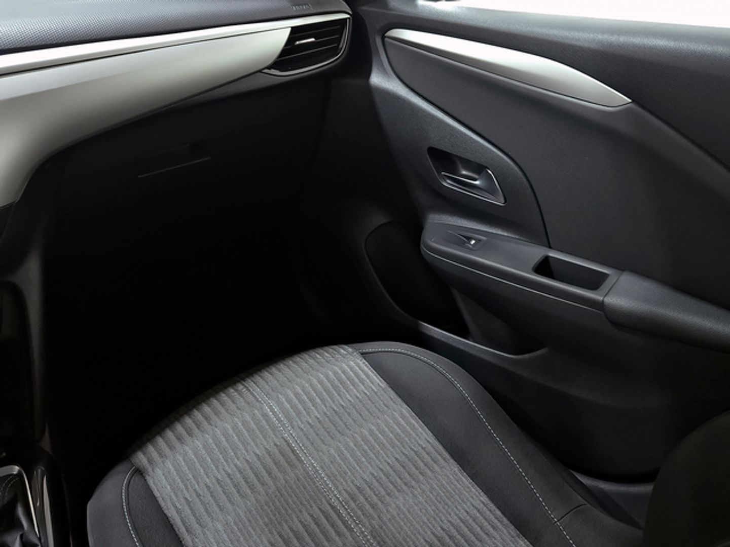 Opel Corsa 1.2 XEL Edition 55 kW (75 CV)