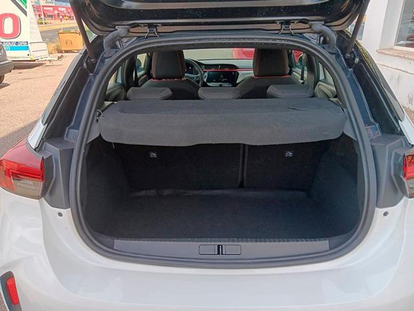 Opel Corsa 1.2T XHL GS 74 kW (100 CV)