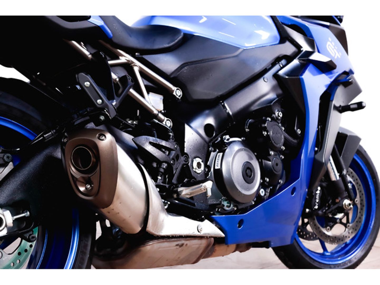 Suzuki GSX-S 1000GT