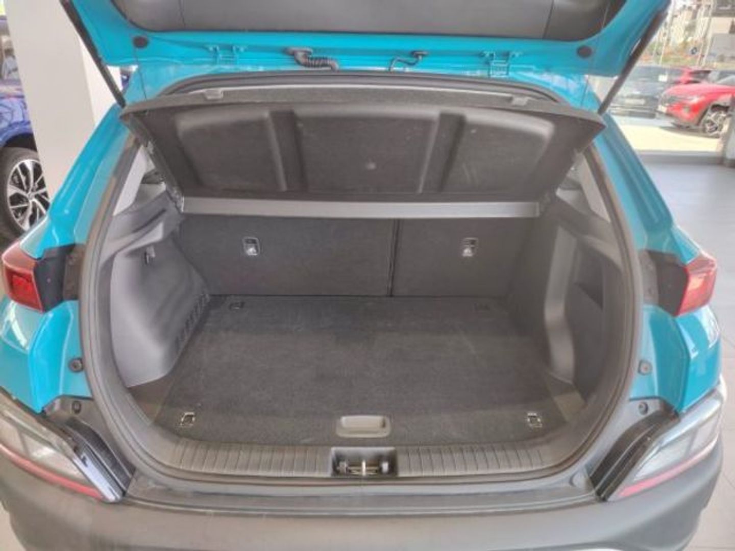 Hyundai Kona 1.6 GDI HEV Maxx DCT 104 kW (141 CV)