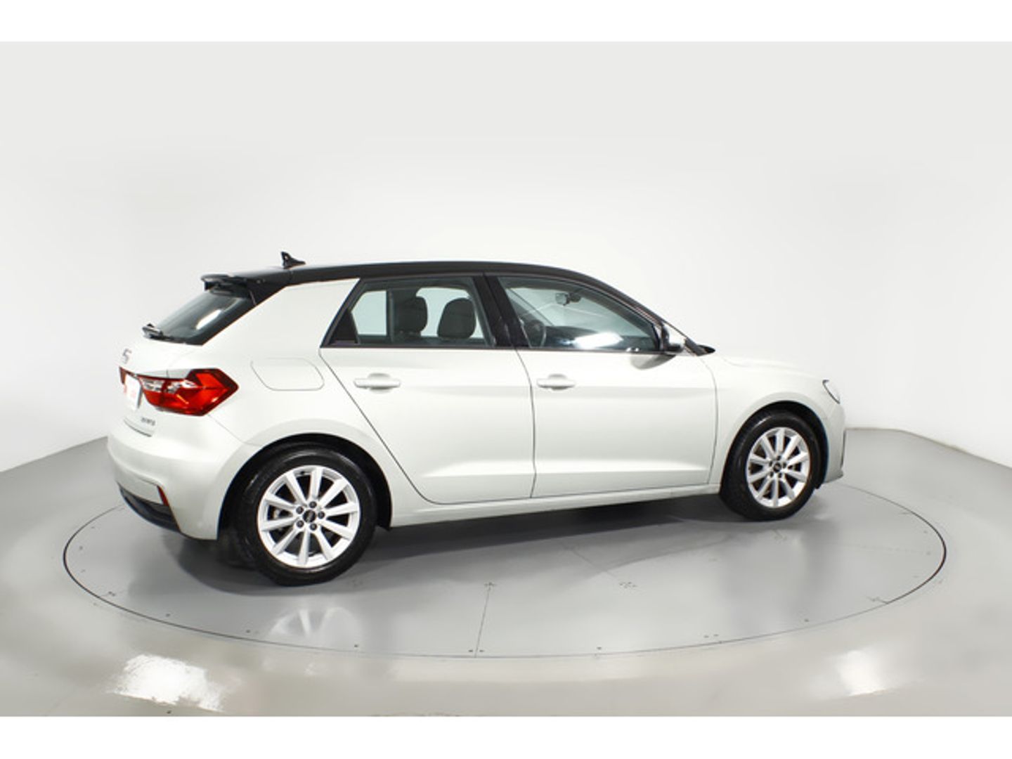 Audi A1 Sportback Advanced 30 TFSI 81 kW (110 CV)