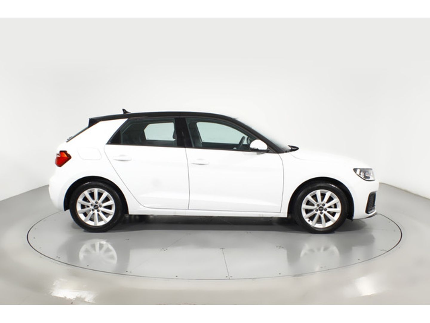Audi A1 Sportback Advanced 30 TFSI 81 kW (110 CV)