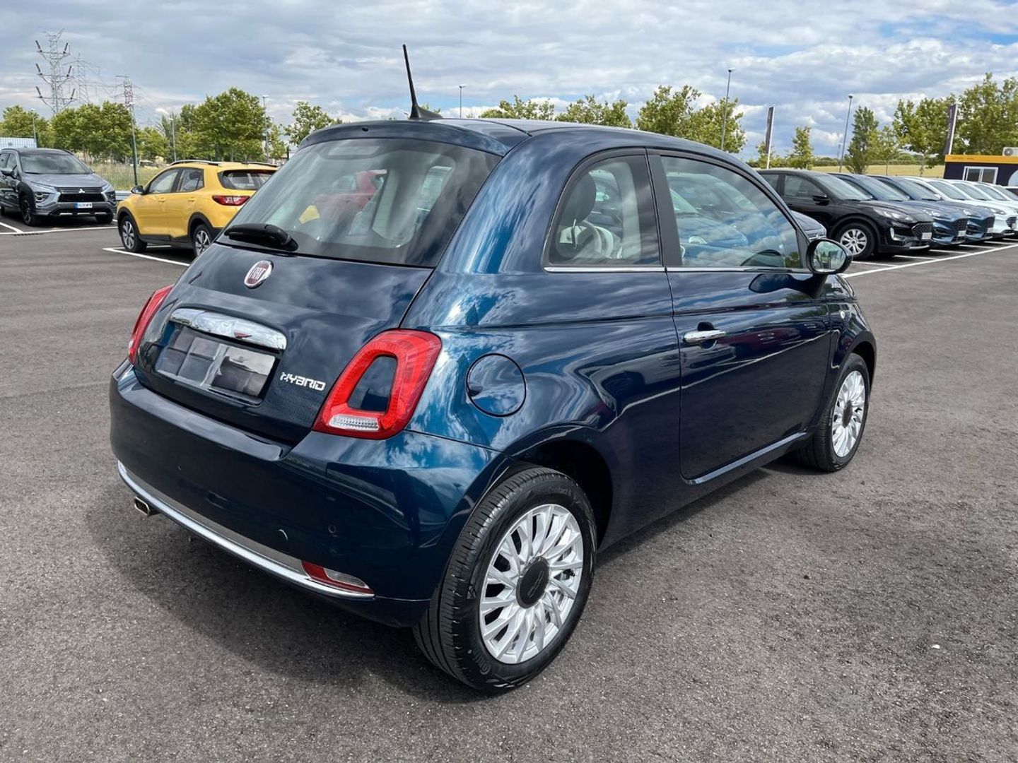 Fiat 500 1.0 Hybrid Dolcevita 51 kW (70 CV)