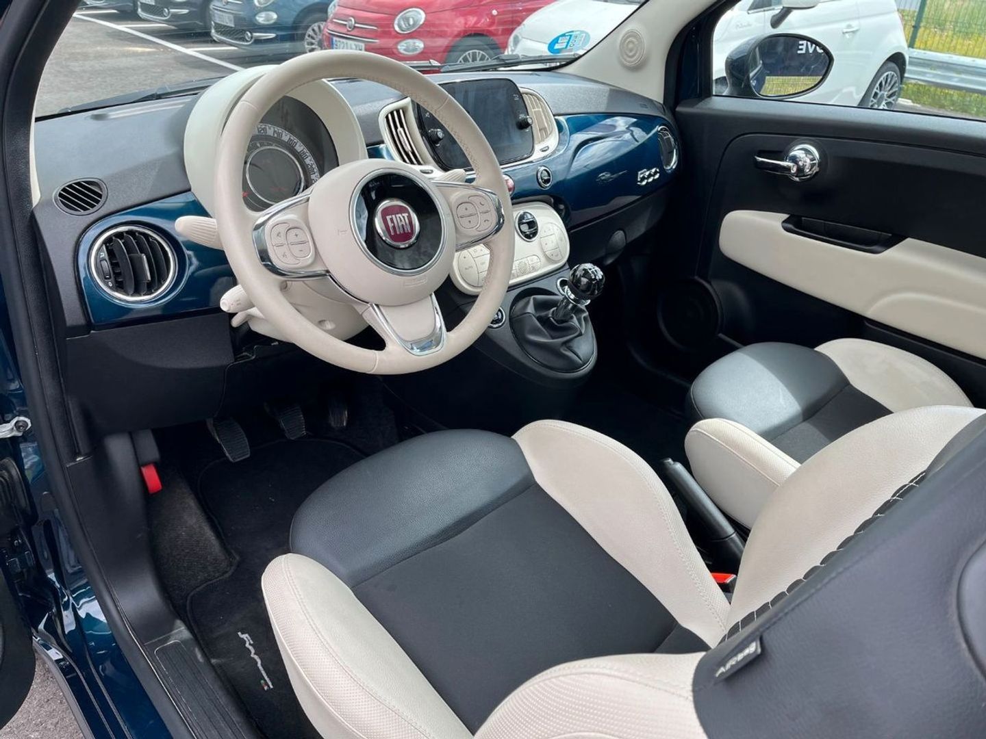 Fiat 500 1.0 Hybrid Dolcevita 51 kW (70 CV)