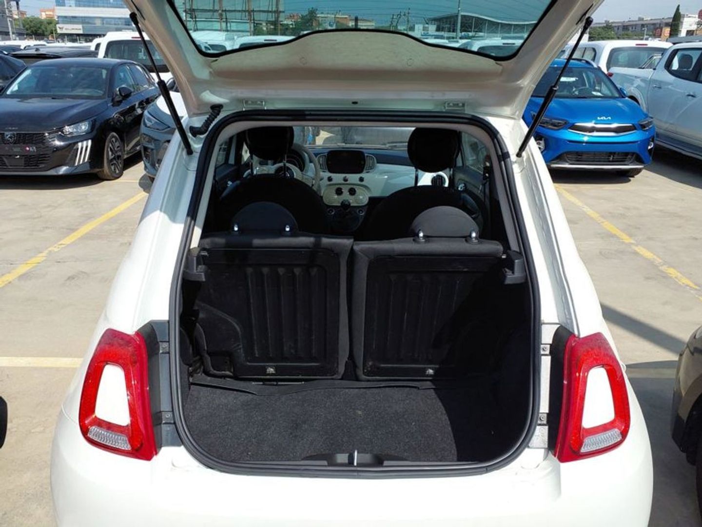 Fiat 500 1.0 Hybrid Dolcevita 51 kW (70 CV)