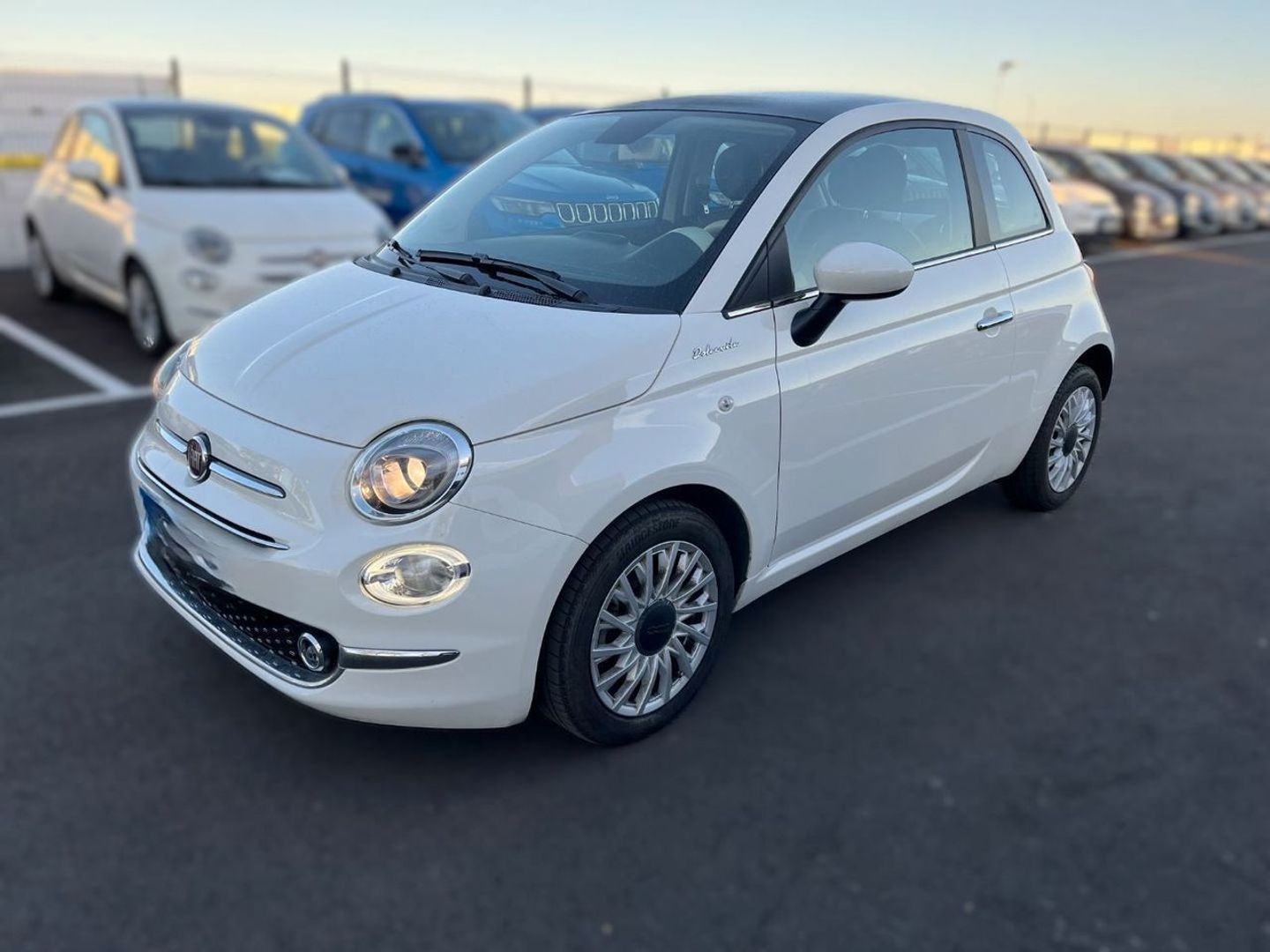 Fiat 500 1.0 Hybrid Dolcevita 51 kW (70 CV)