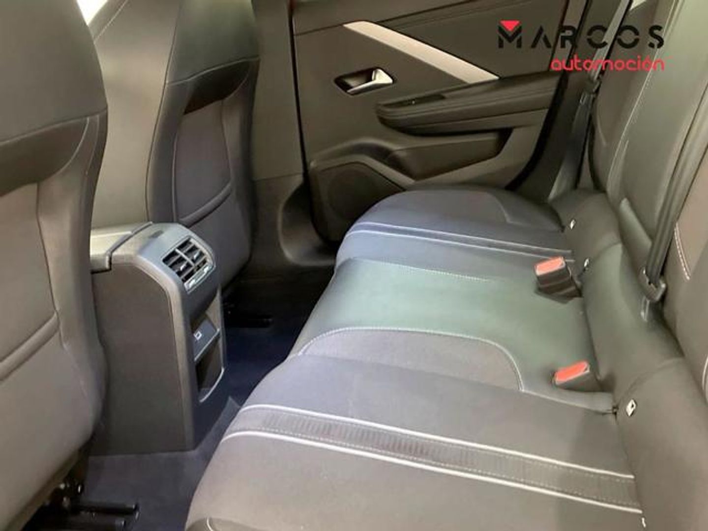 Opel Astra 1.2 Turbo XHT GS 96 kW (130 CV)