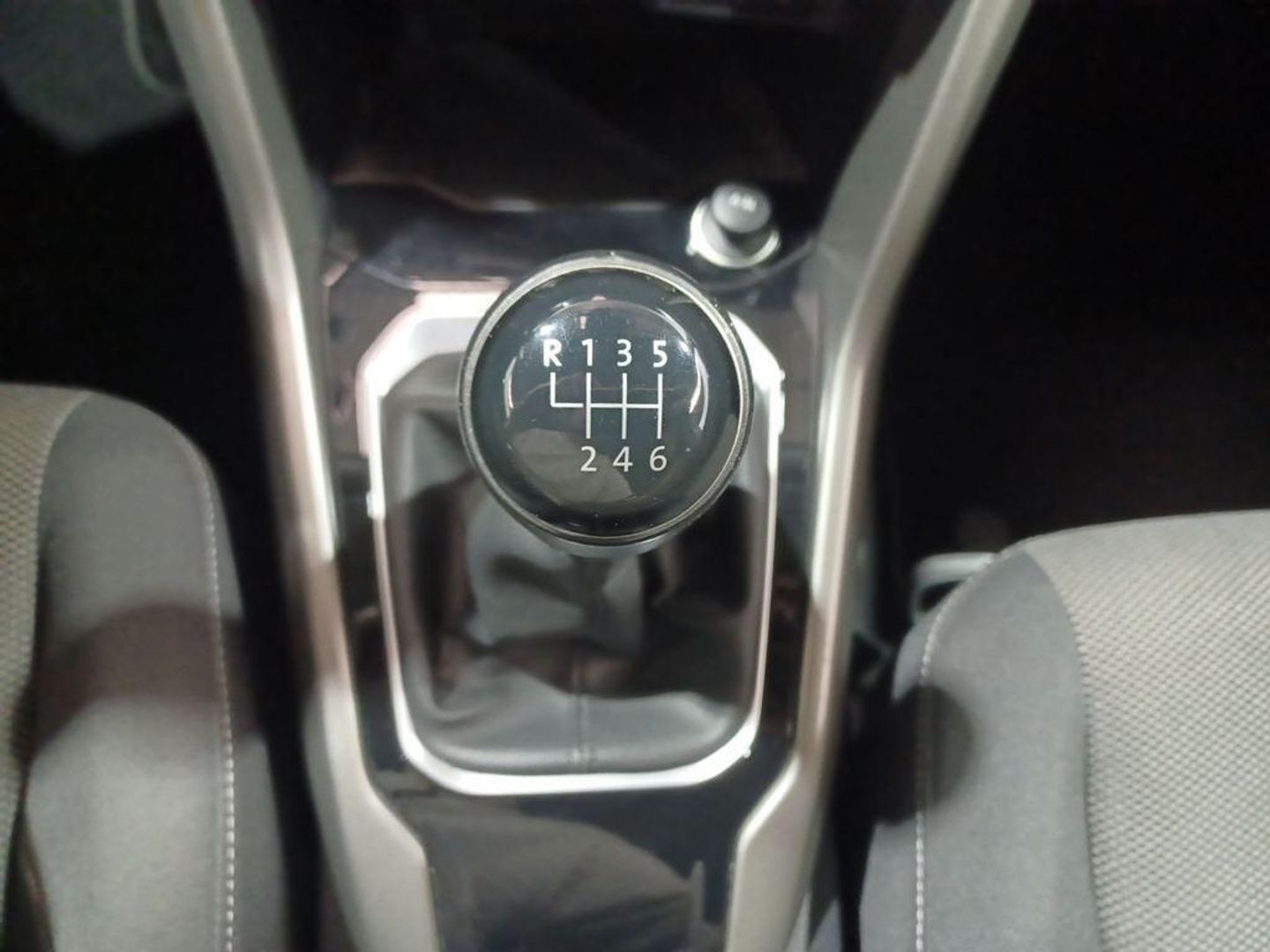 Volkswagen T-Roc Advance 1.5 TSI 110 kW (150 CV)