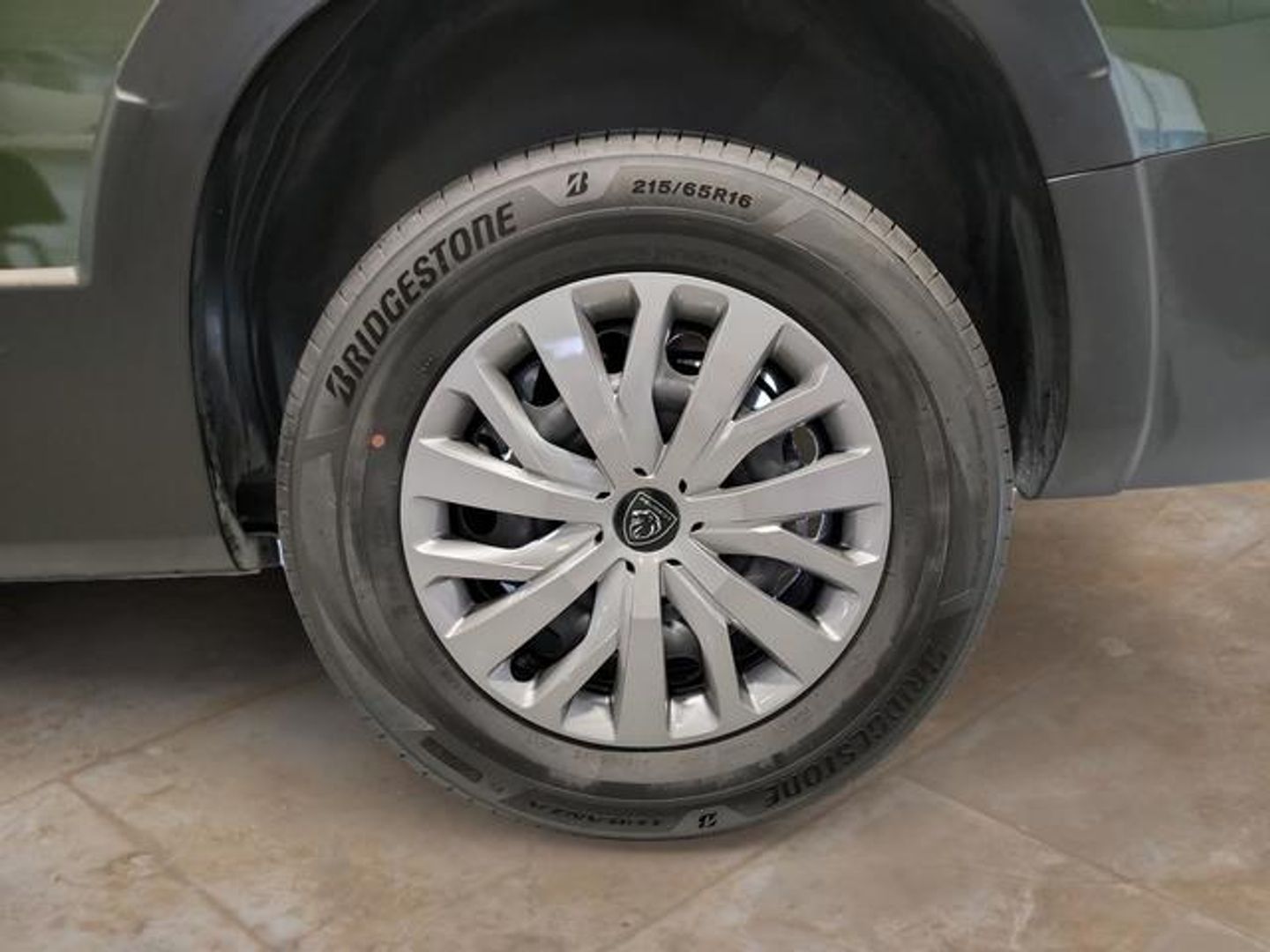Peugeot Rifter BlueHDi 130 S&S Allure Long 96 kW (130 CV)