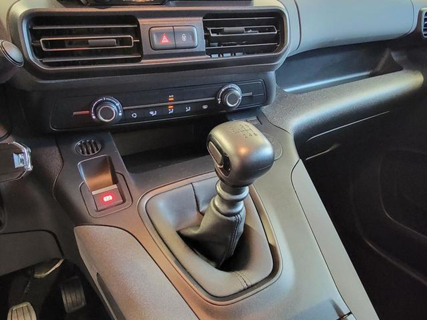 Peugeot Rifter BlueHDi 130 S&S Allure Long 96 kW (130 CV)