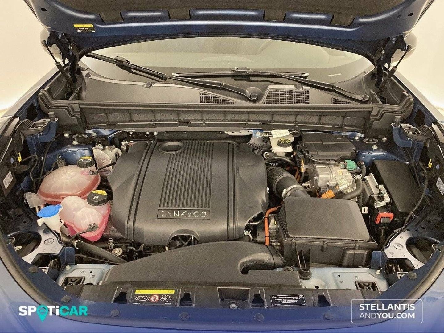 Lynk & Co 01 1.5 PHEV 6.6kW 192 kW (261 CV)