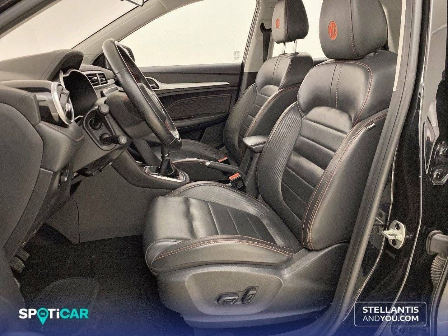 MG ZS 1.5 Luxury 78 kW (106 CV)