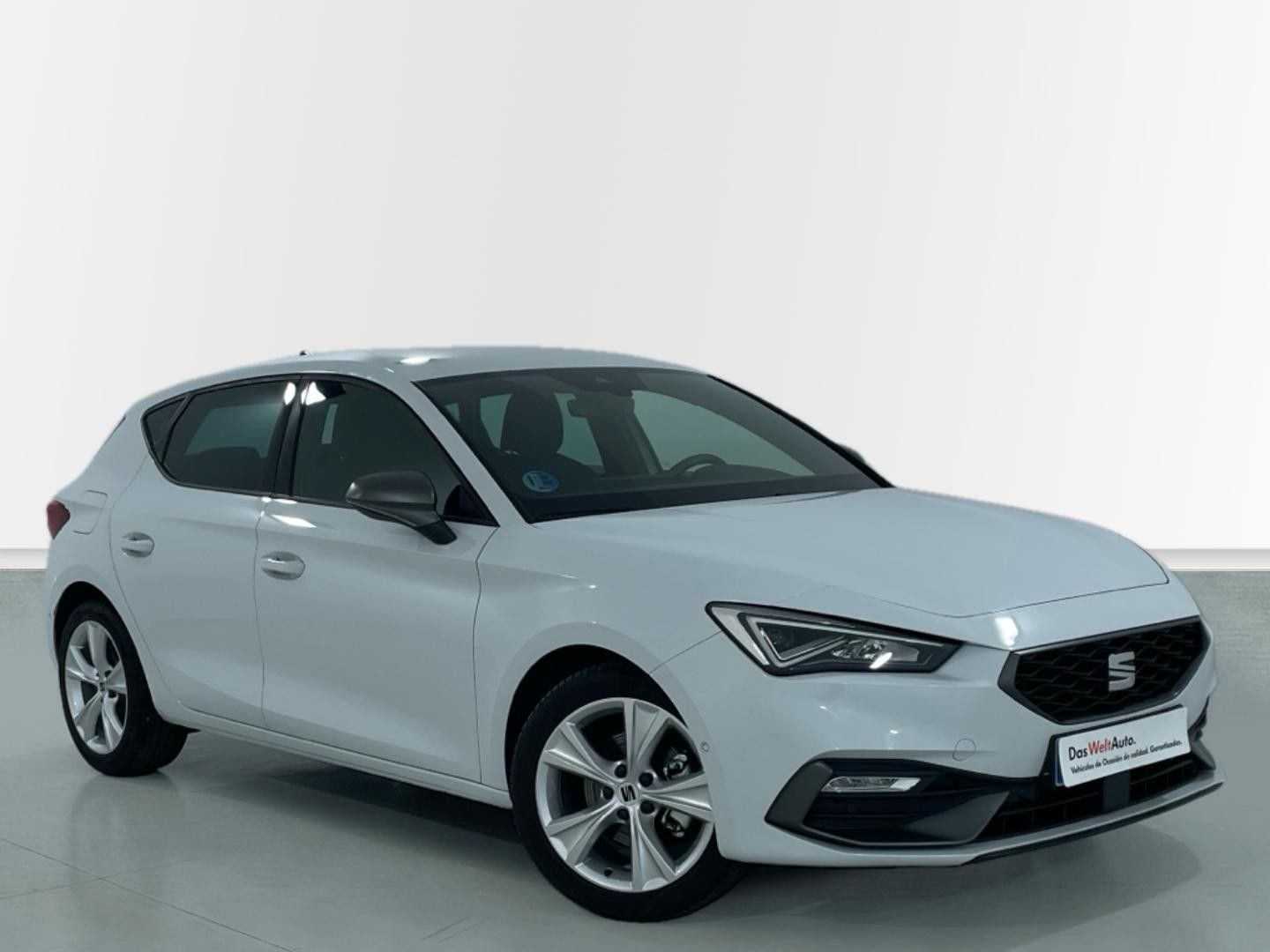 SEAT León 1.5 eTSI S&S FR Special Edition Vision DSG 110 kW (150 CV) Blanco Compact