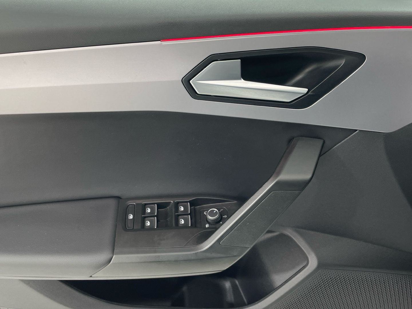 SEAT León 1.5 eTSI S&S FR Special Edition Vision DSG 110 kW (150 CV)