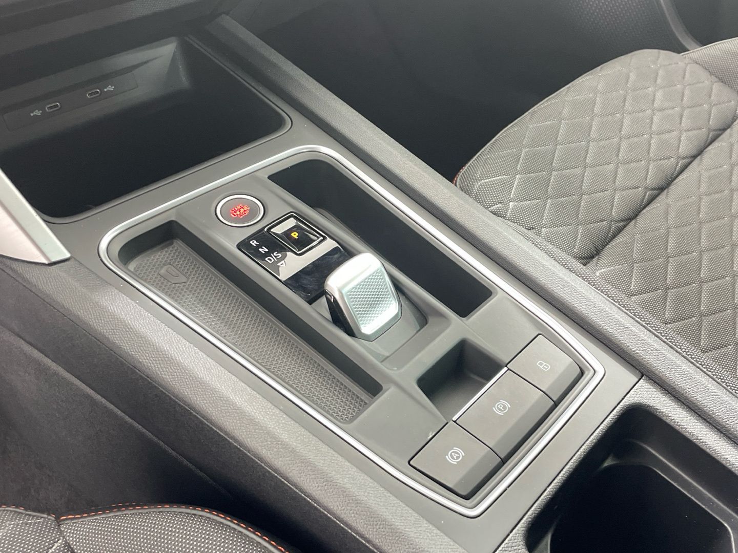 SEAT León 1.5 eTSI S&S FR Special Edition Vision DSG 110 kW (150 CV)