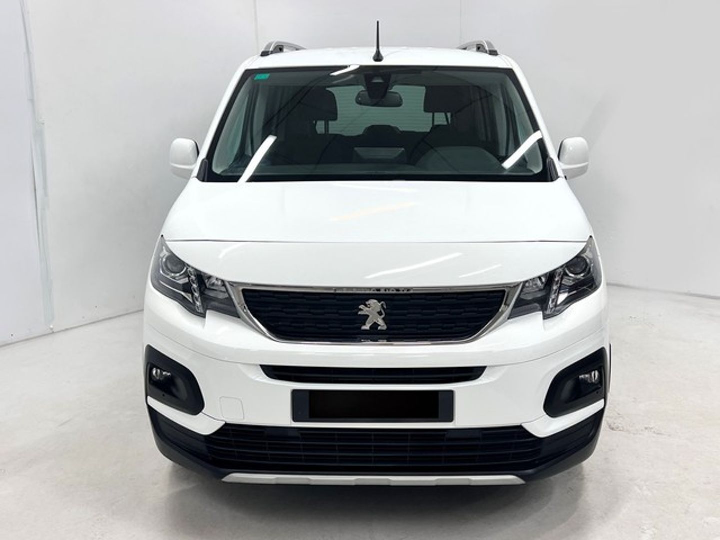 Peugeot Rifter BlueHDi 130 Allure Pack Standard 96 kW (130 CV)