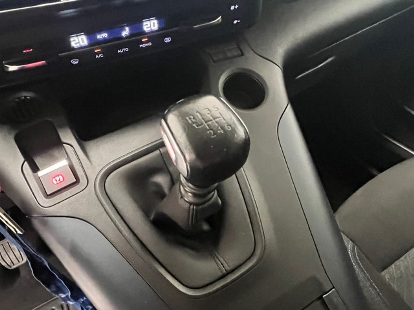 Peugeot Rifter BlueHDi 130 Allure Pack Standard 96 kW (130 CV)