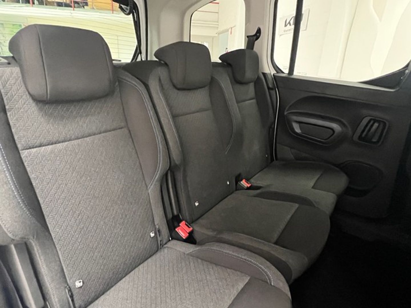 Peugeot Rifter BlueHDi 130 Allure Pack Standard 96 kW (130 CV)
