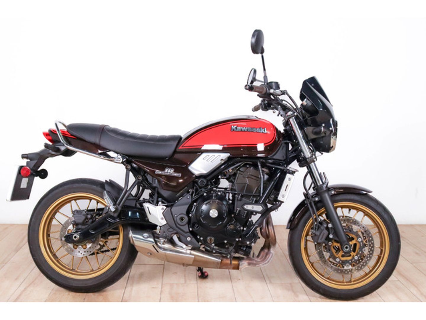 Kawasaki Z650RS/50th Aniversario Rojo Motorcycle