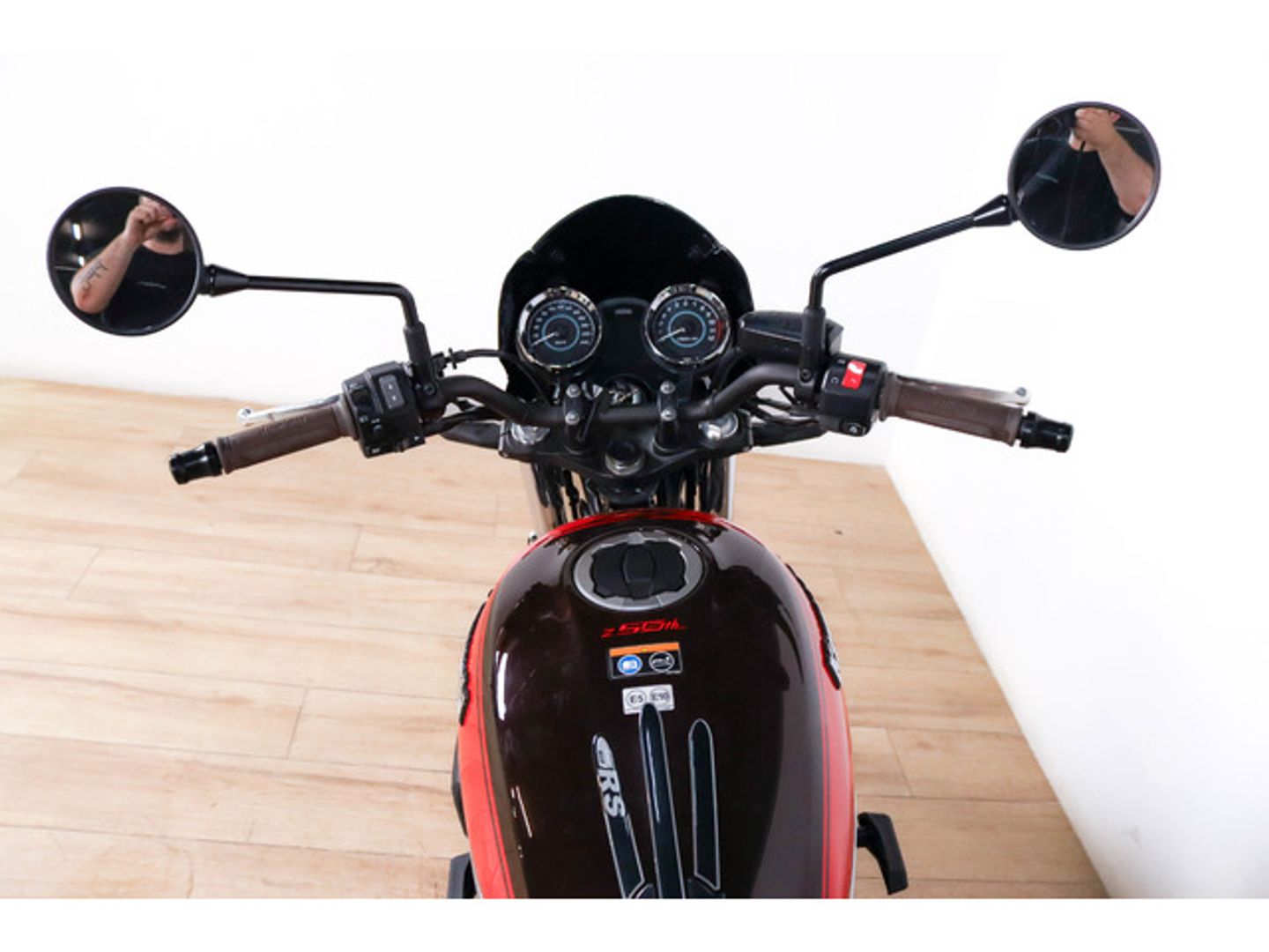 Kawasaki Z650RS/50th Aniversario