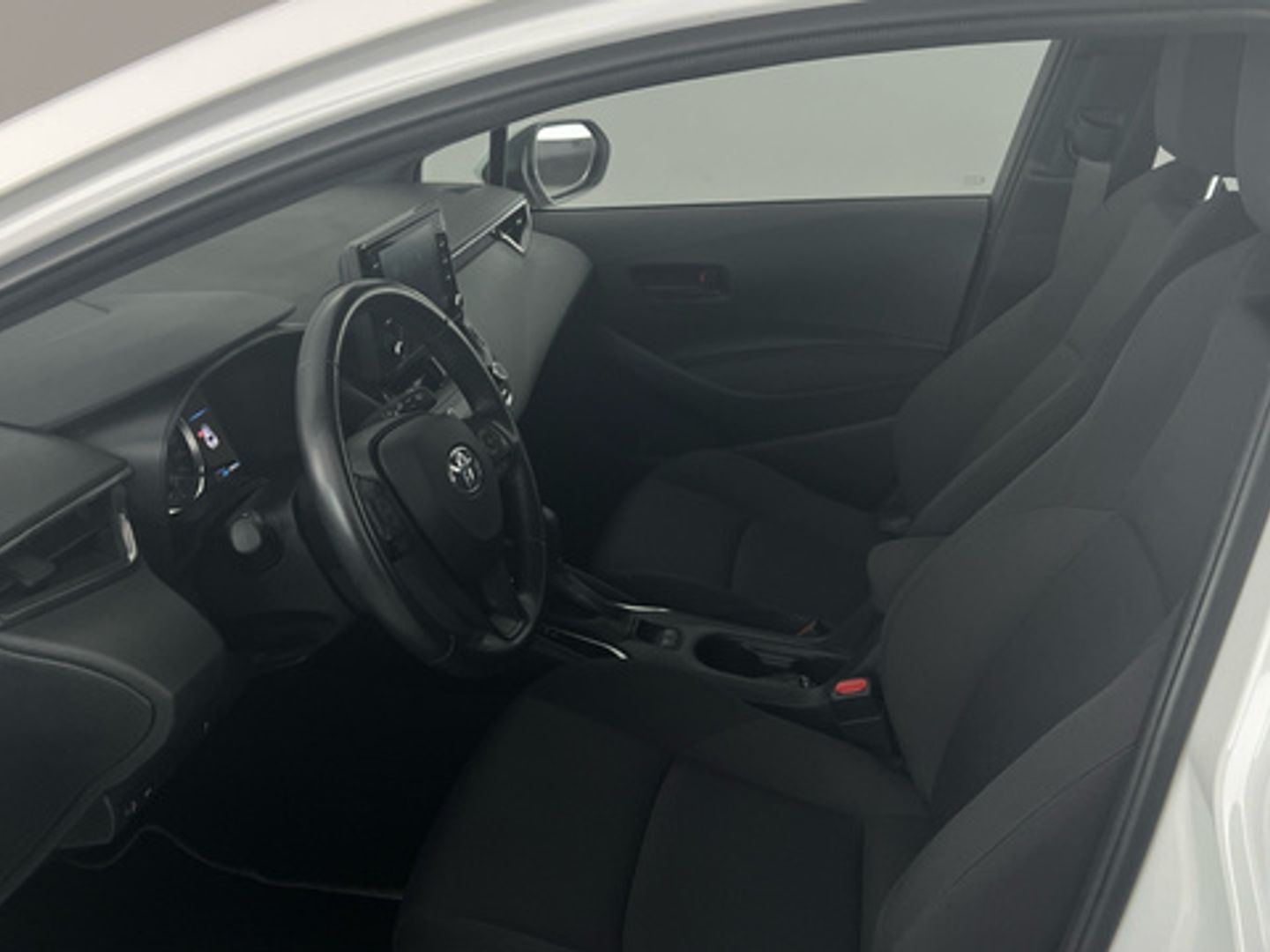 Toyota Corolla 1.8 125H Business Plus E-CVT 90 kW (122 CV)
