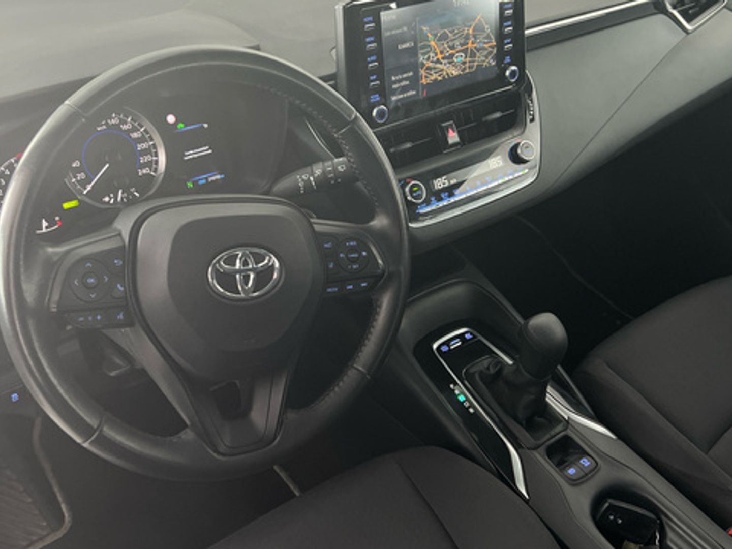 Toyota Corolla 1.8 125H Business Plus E-CVT 90 kW (122 CV)