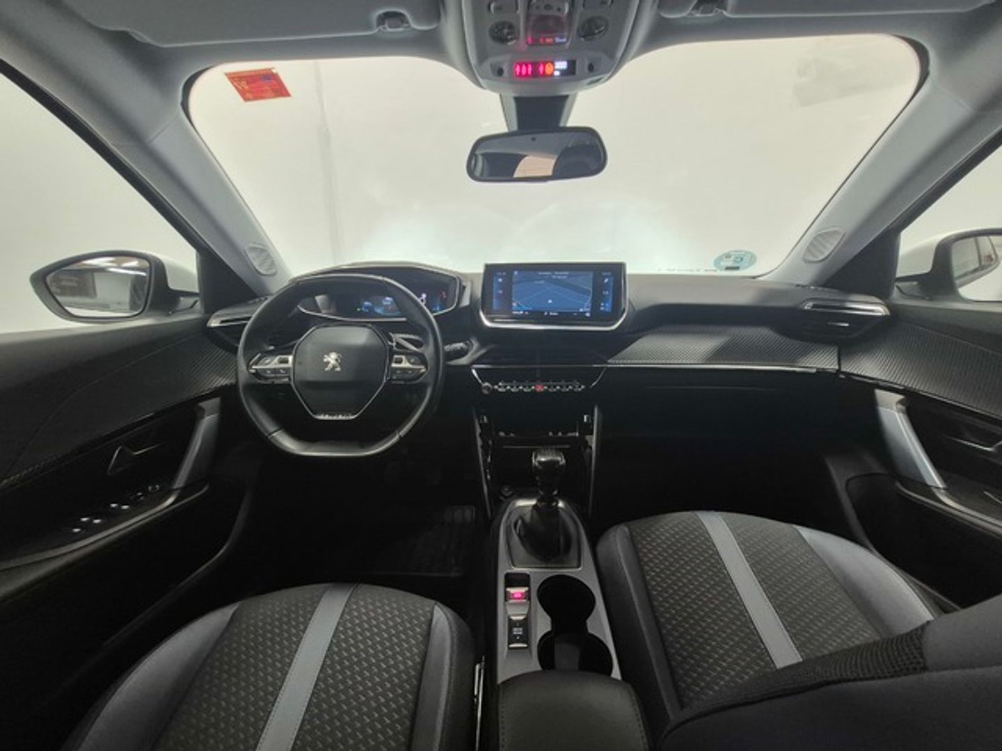 Peugeot 2008 PureTech 100 S&S Allure 75 kW (100 CV)