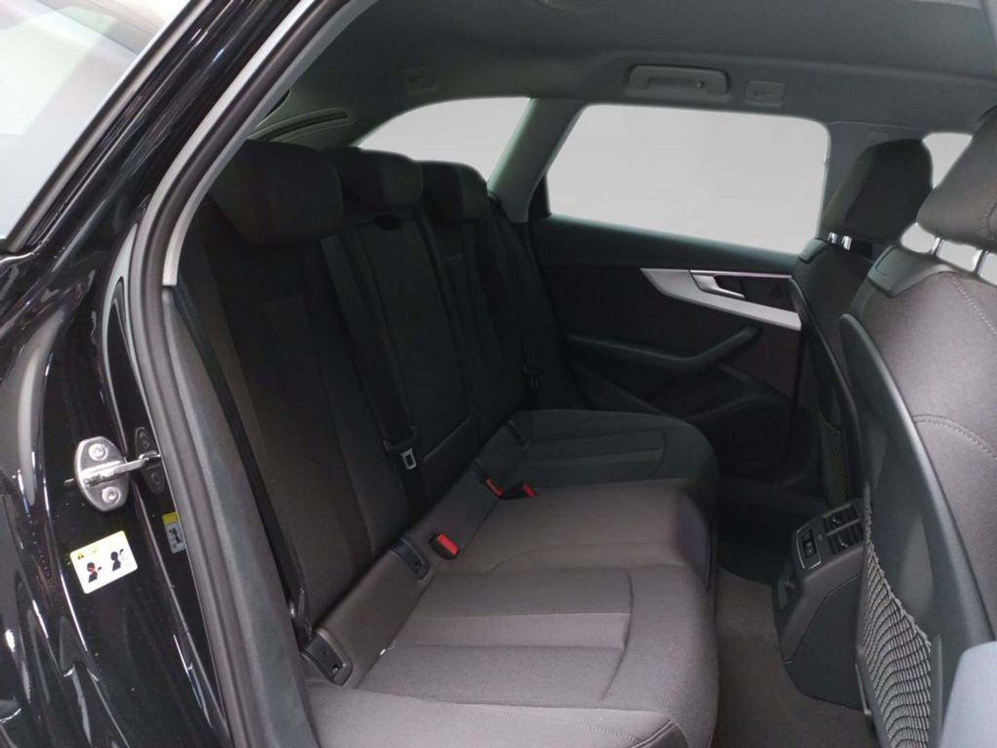 Audi A4 Avant Advanced 30 TDI 100 kW (136 CV) S tronic