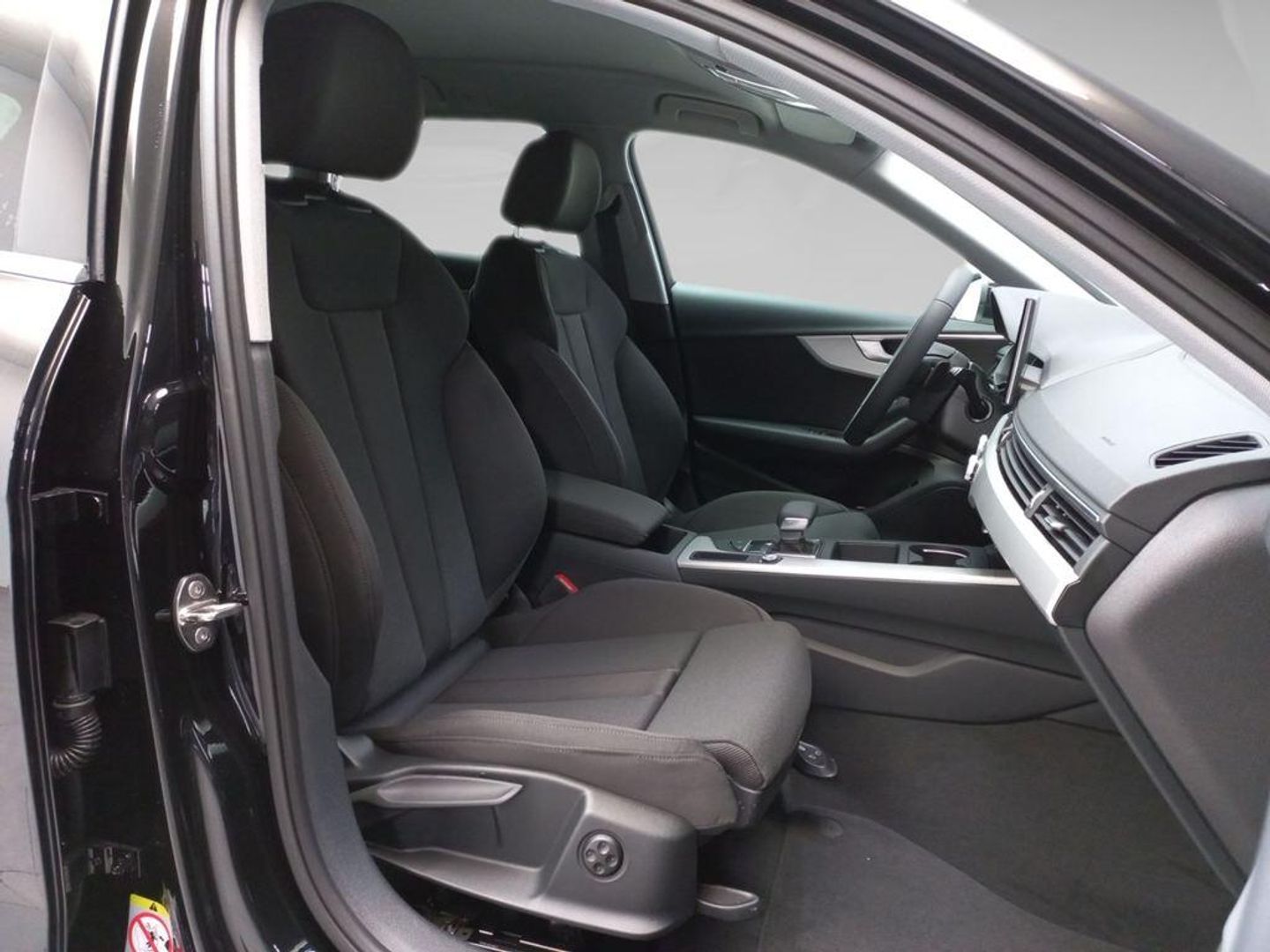 Audi A4 Avant Advanced 30 TDI 100 kW (136 CV) S tronic