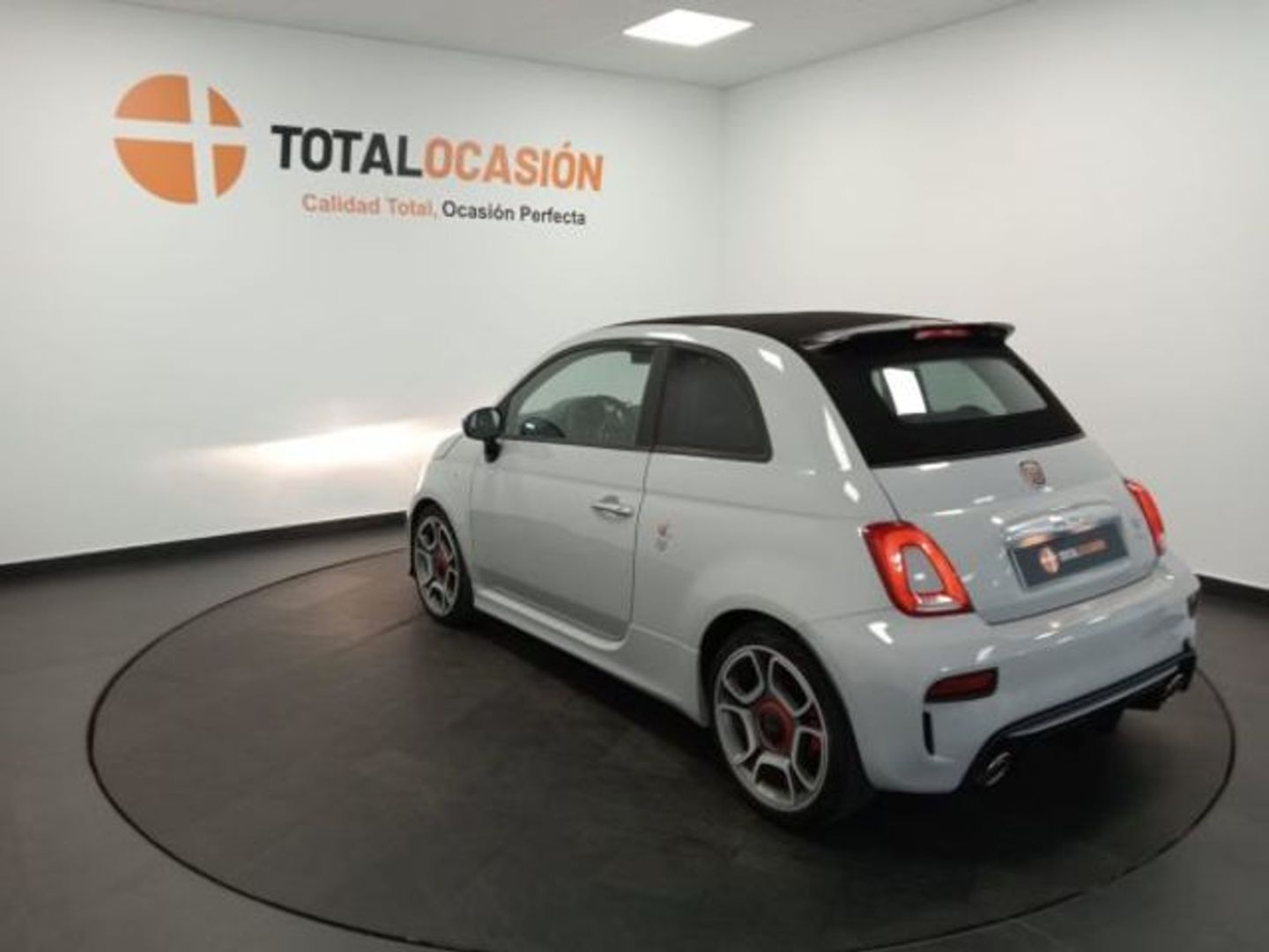 Abarth 500C Cabrio 1.4 16v T-Jet 595 Turismo 121 kW (165 CV)