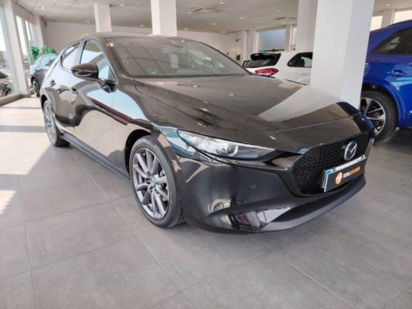 Mazda Mazda 3 2.0 Skyactiv-G Evolution 89 kW (122 CV) Negro Compact