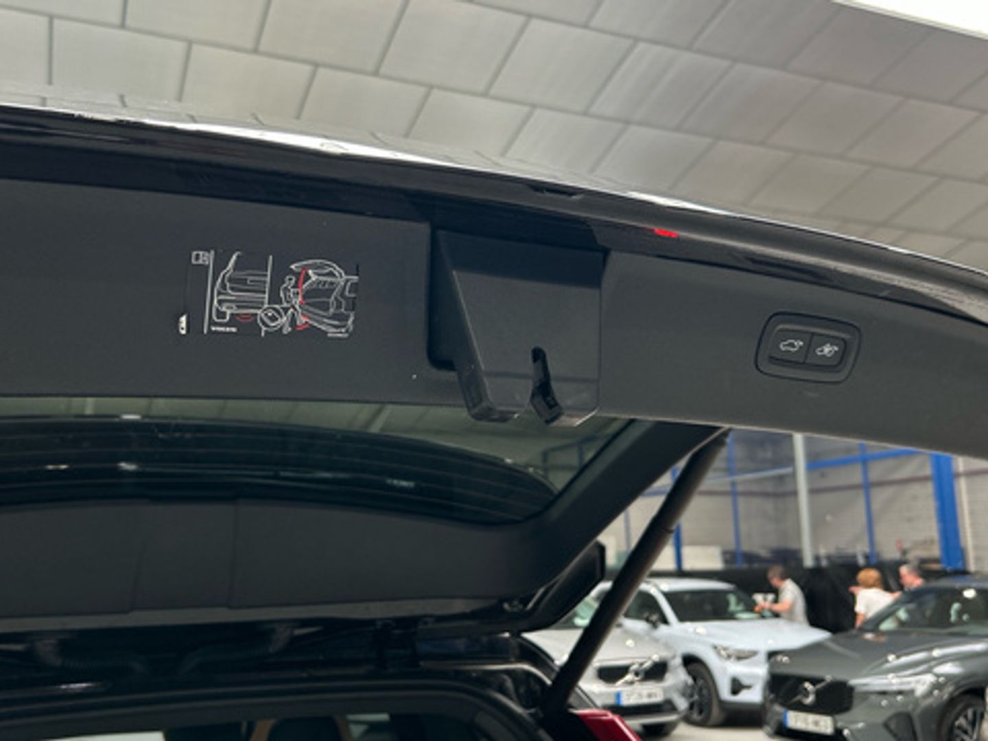 Volvo XC90 T8 Plus Dark Recharge AWD Auto 335 kW (455 CV)