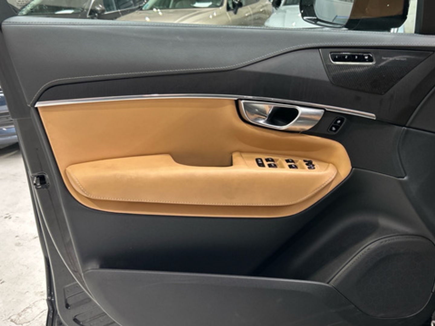 Volvo XC90 T8 Plus Dark Recharge AWD Auto 335 kW (455 CV)
