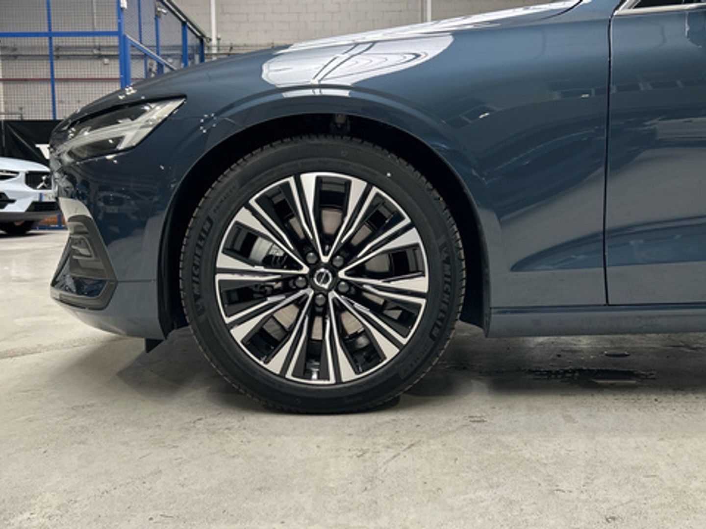 Volvo S60 B4 G Core FWD Auto 145 kW (197 CV)