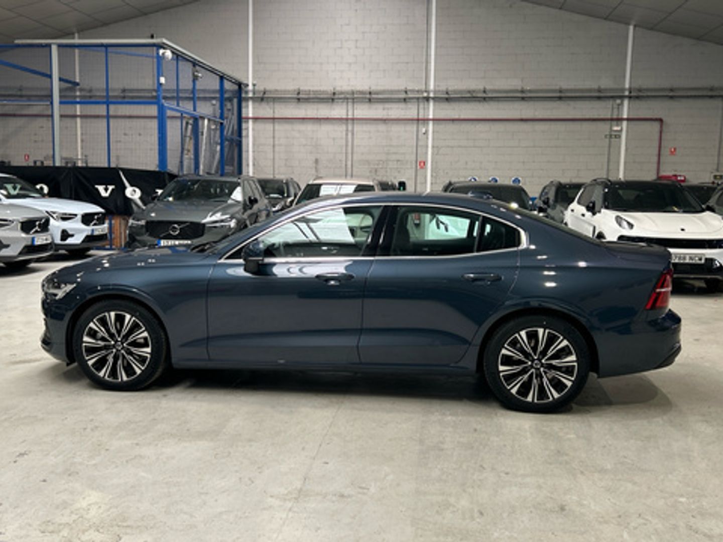 Volvo S60 B4 G Core FWD Auto 145 kW (197 CV)