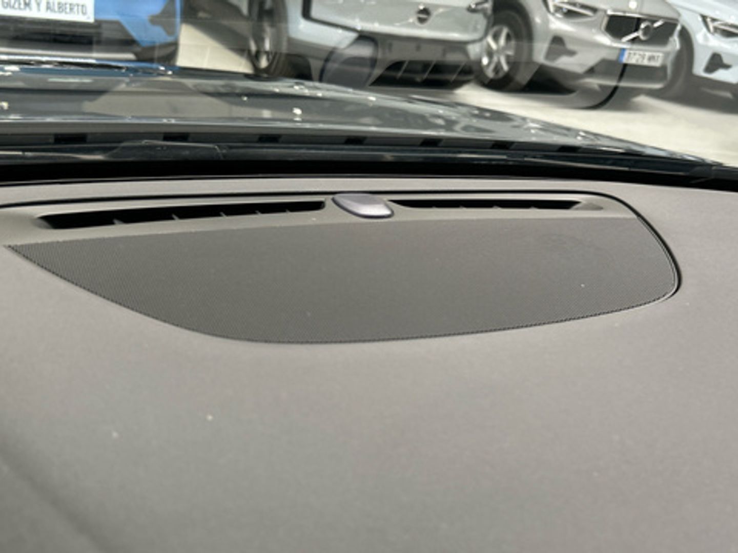 Volvo S60 B4 G Core FWD Auto 145 kW (197 CV)