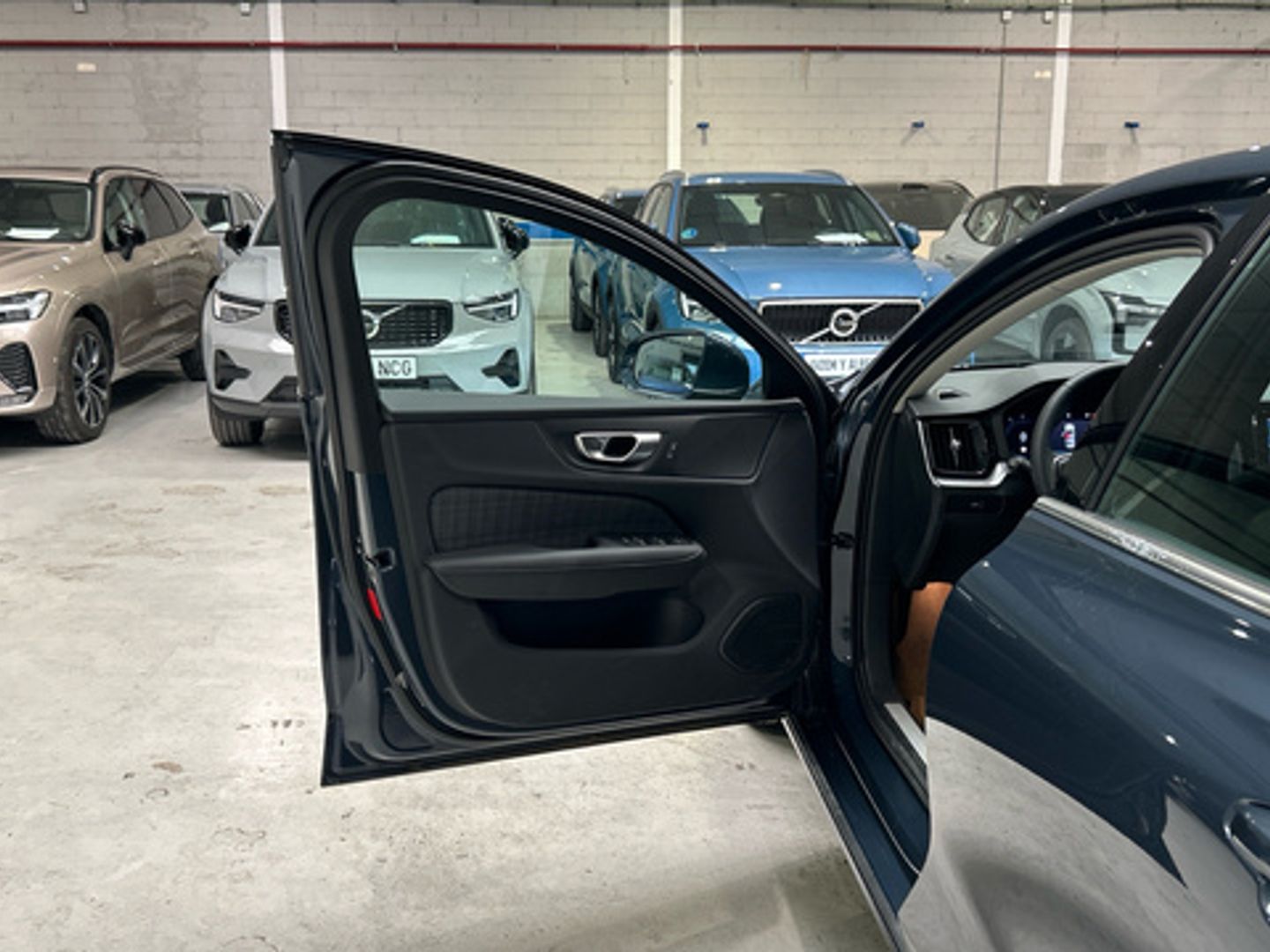 Volvo S60 B4 G Core FWD Auto 145 kW (197 CV)