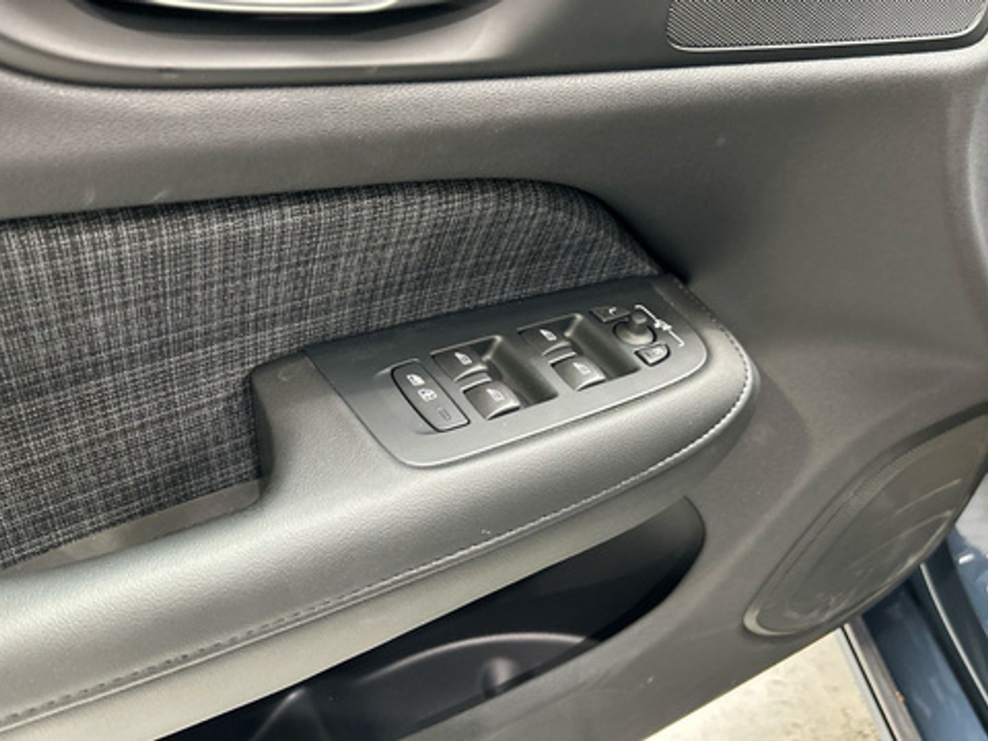 Volvo S60 B4 G Core FWD Auto 145 kW (197 CV)