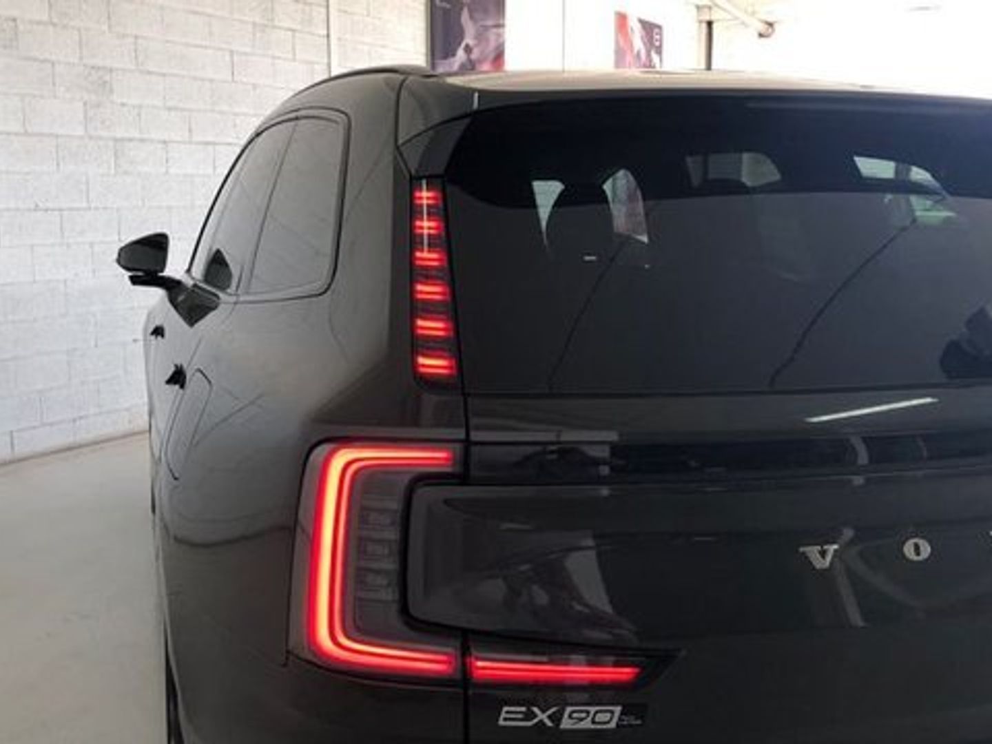 Volvo EX90 Twin BEV Ultra eAWD 300 kW (408 CV)