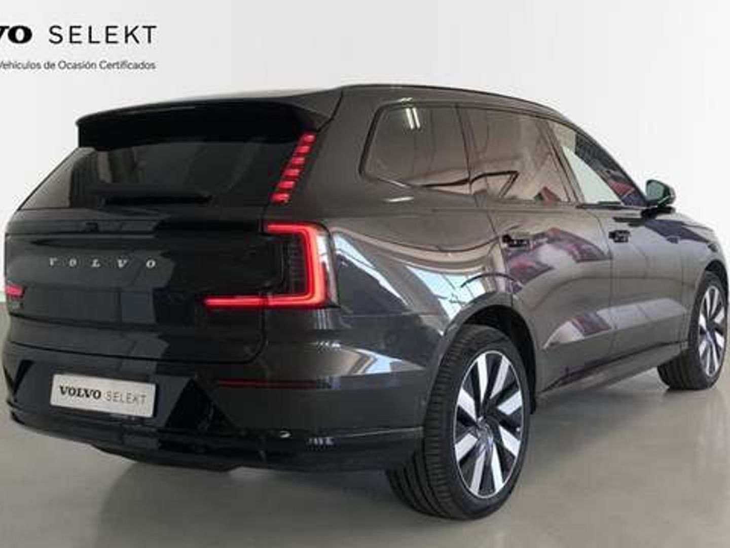 Volvo EX90 Twin BEV Ultra eAWD 300 kW (408 CV)