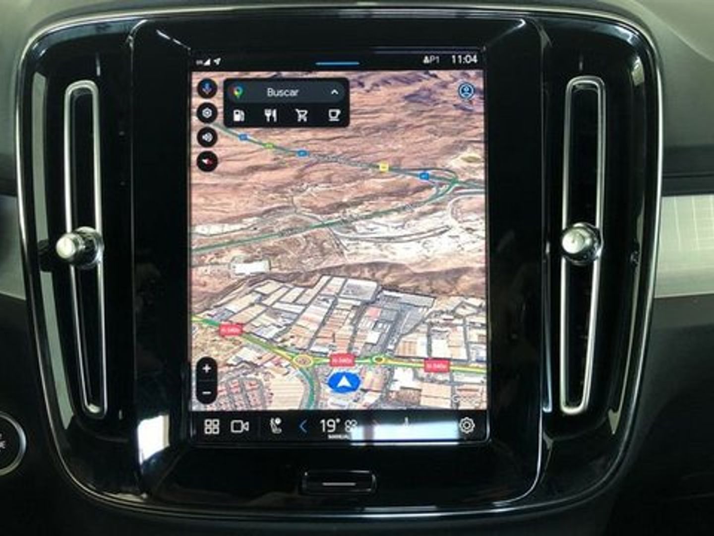 Volvo XC40 B3 G Plus Dark Auto 120 kW (163 CV)