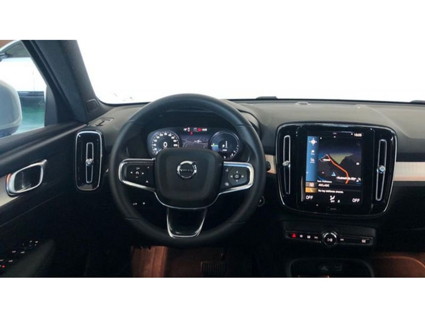 Volvo XC40 T4 PHEV Recharge Core Auto 155 kW (211 CV)
