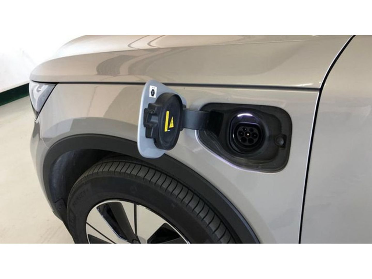 Volvo XC40 T4 PHEV Recharge Core Auto 155 kW (211 CV)