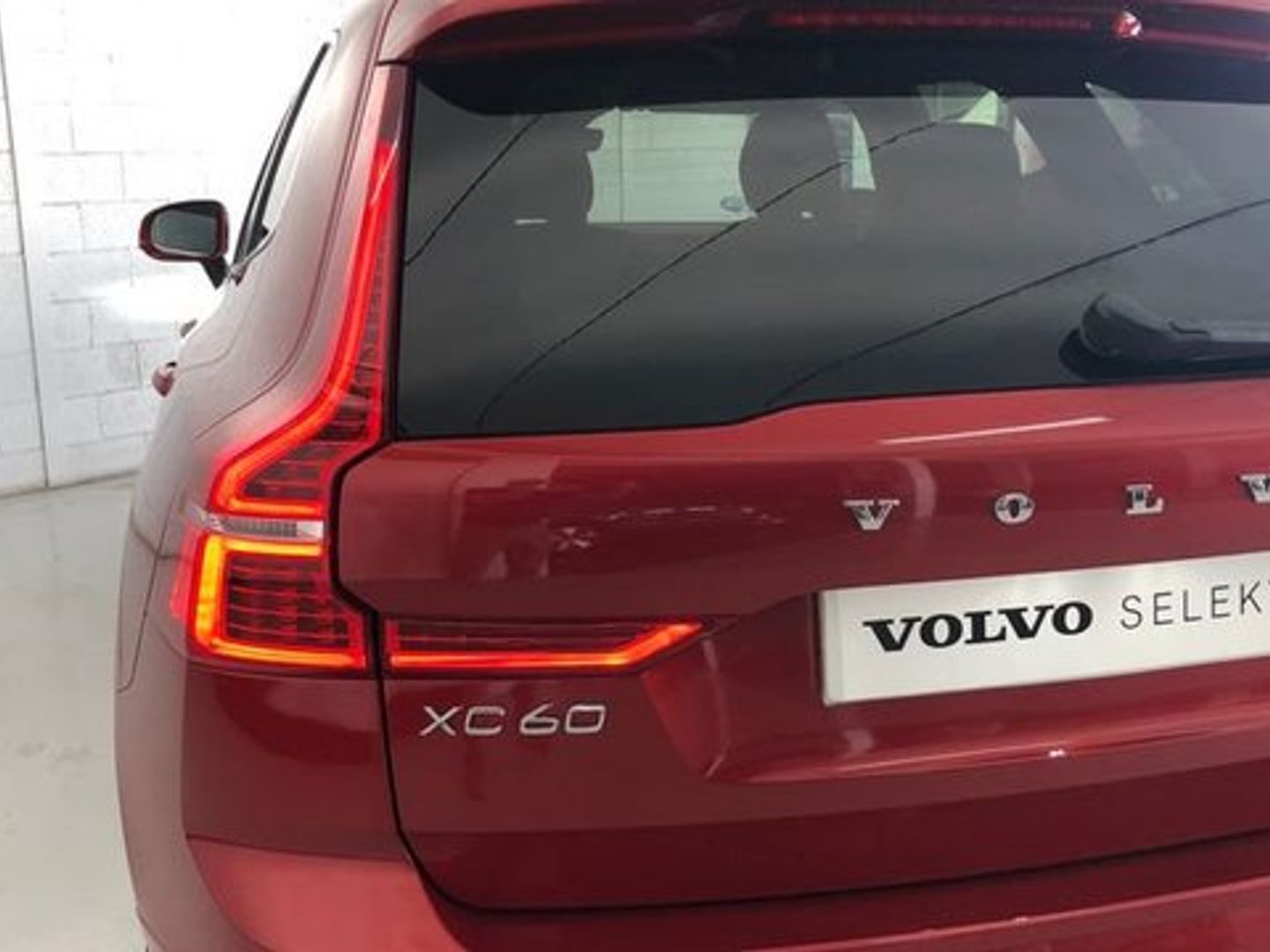 Volvo XC60 B4 G Inscription Auto 145 kW (197 CV)