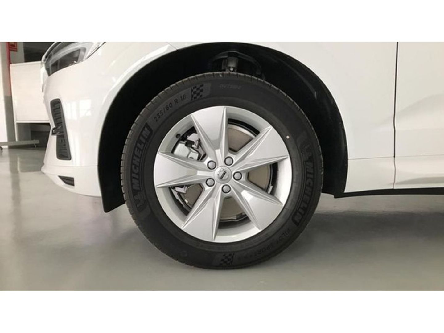 Volvo XC60 B4 G Momentum Pro Auto 145 kW (197 CV)