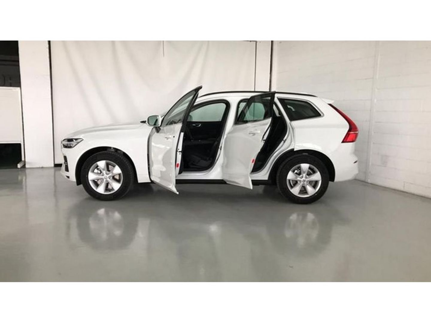 Volvo XC60 B4 G Momentum Pro Auto 145 kW (197 CV)