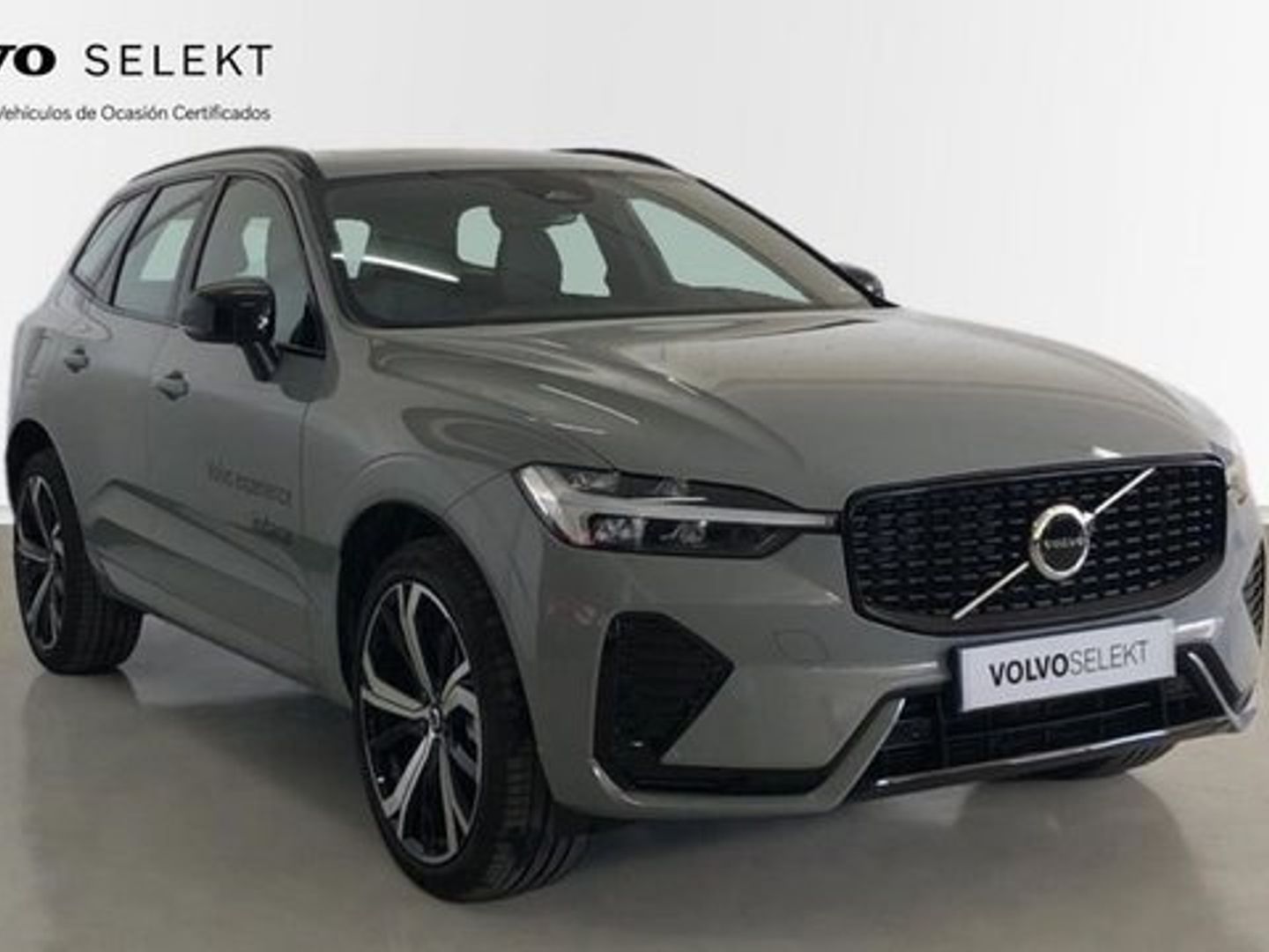 Volvo XC60 B4 D Plus Dark Auto 145 kW (197 CV)