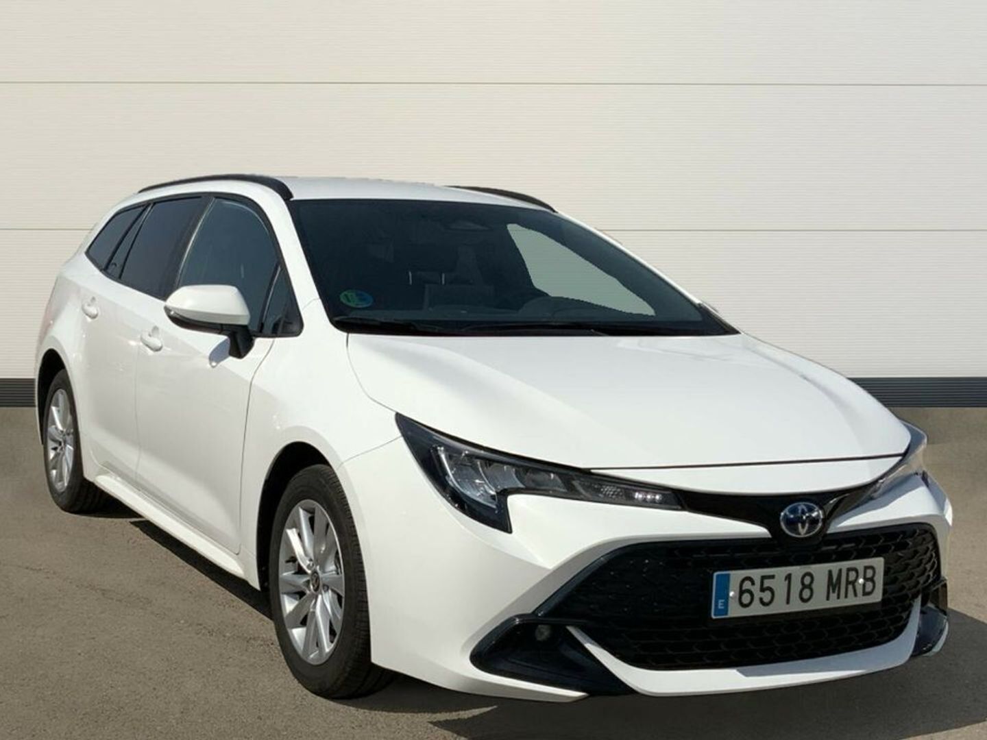 Toyota Corolla 140H Active Plus Touring Sport 103 kW (140 CV) Blanco Familiar