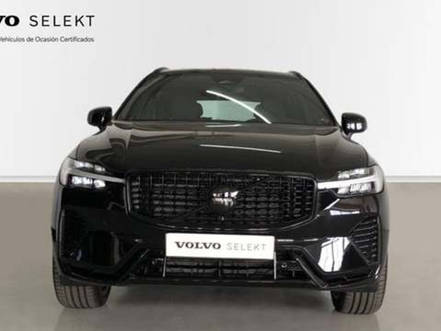 Volvo XC60 B5 G Black Edition Plus Dark AWD AT 184 kW (250 CV)